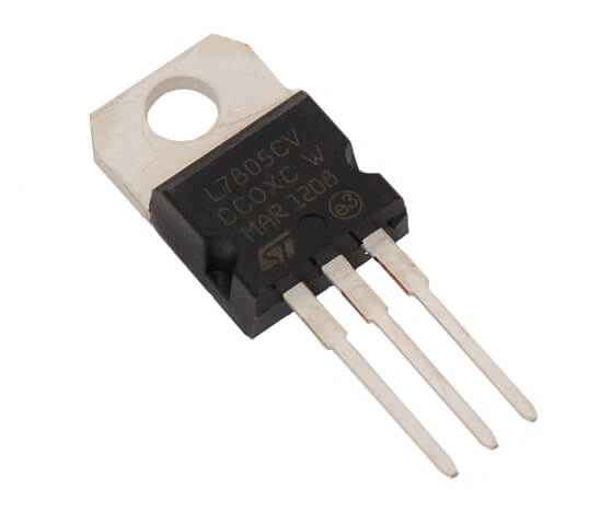 LM7805 Voltage Regulator (5V)
