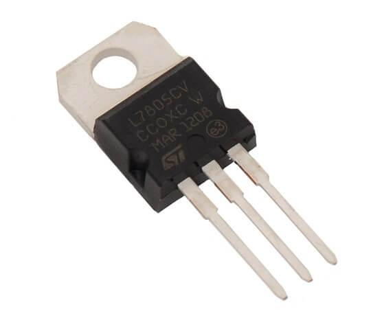 LM7805 Voltage Regulator (5V)